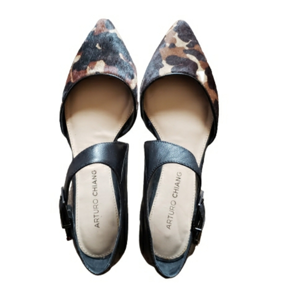 Arturo Chiang Leopard Ankle Strap Flats - Picture 1 of 5